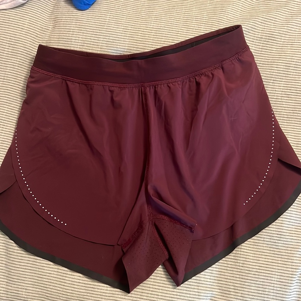 Size 6 find your pace purple shorts (old fast and free short) LINING CUT OUT